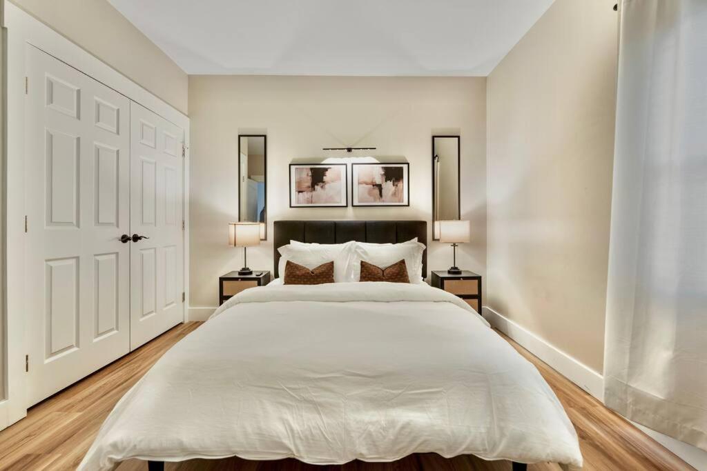 Brand New Cozy Modern Bungalow W/Hot Tub+Movieroom 7 Min From Uptown Charlotte Exterior photo